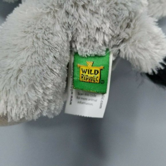 Wild Republic Hug Ems Mini African Elephant 7" - Picture 10 of 12